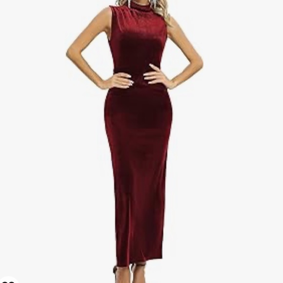 Capuffy Women’s Velvet Maxi Dress Size M - Picture 3 of 6